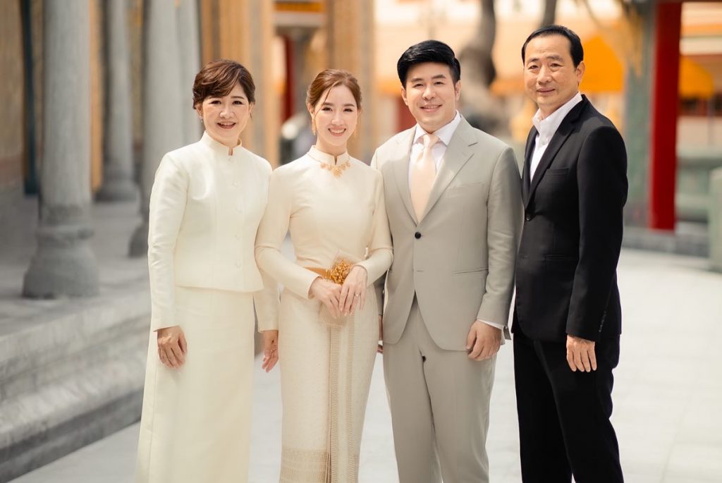 15B7052E-DE25-42E1-9432-A1960050335D