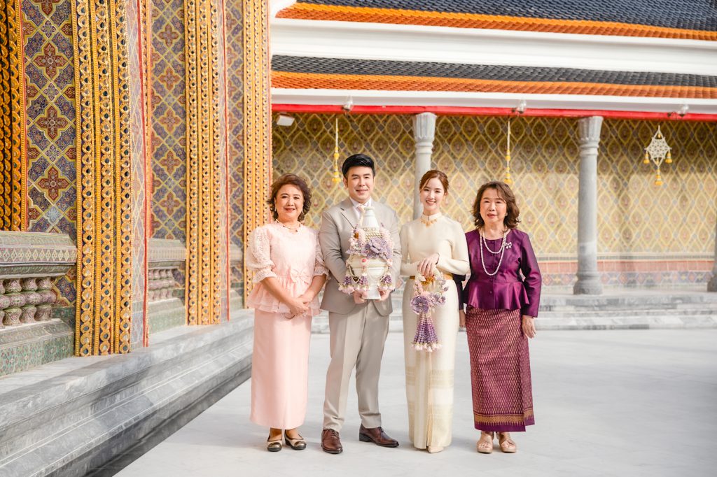 F24118ED-42F2-4D18-A2C0-46463EF6423B